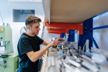 Zur Seite: Elektrotechnik in Erlangen