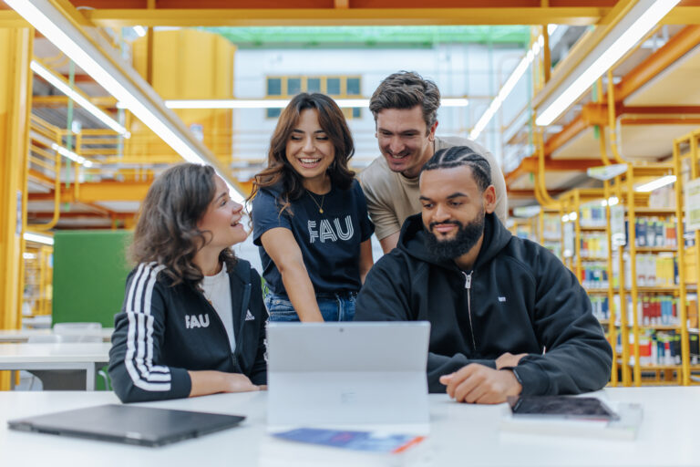 Studienablauf Bachelor-Studiengang EEI